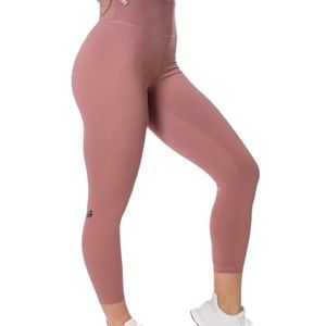P’tula Leggings Size Medium Ash Rose The Taylor  Stay True High Waisted 23” Crop